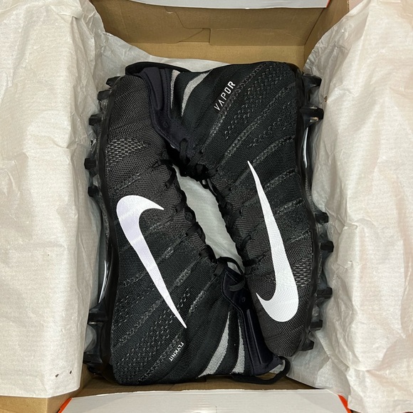 NEW Nike Vapor Untouchable 3 Elite Flyknit Mid Football Cleats Black Men’s 14 - Picture 11 of 11